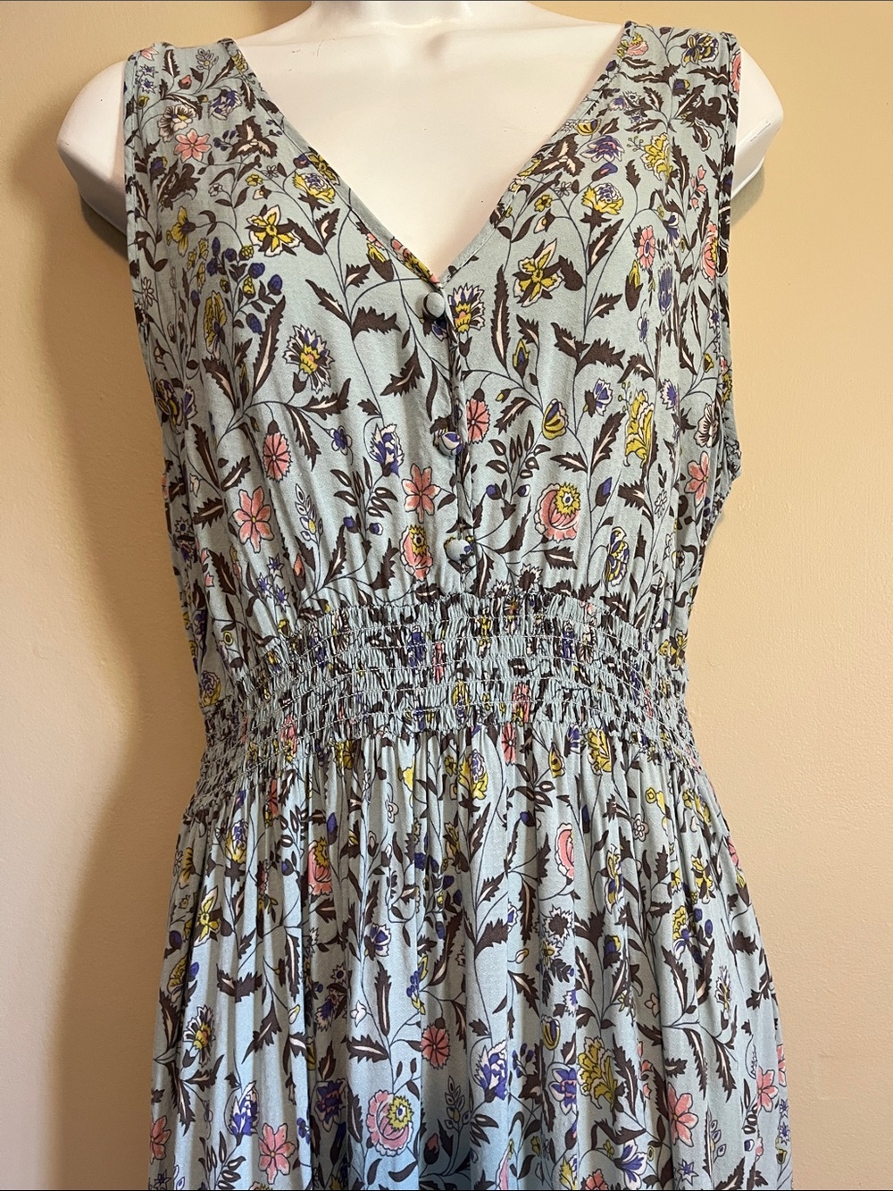 Floral Sleeveless Smocked Waist Midi Dress